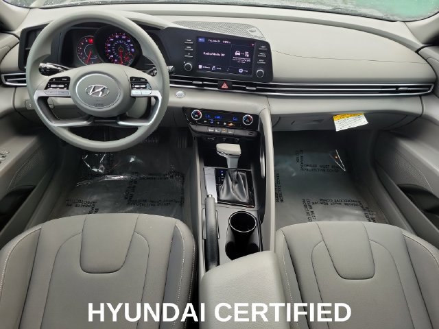 Certified 2023 Hyundai Elantra SEL FWD image 28