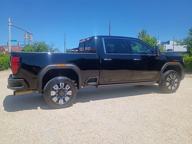 Used 2024 GMC Sierra 2500 Denali w/ Denali Reserve Package AWD/4WD image 13