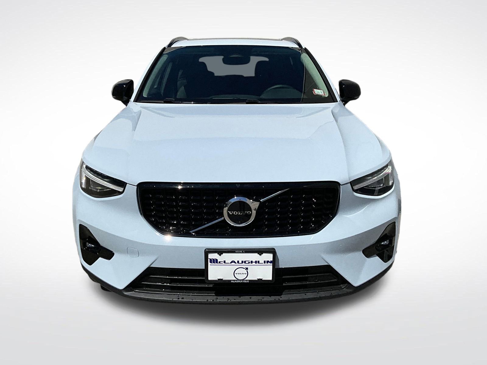 New 2026 Volvo XC40 B5 Plus w/ Climate Package AWD/4WD image 8