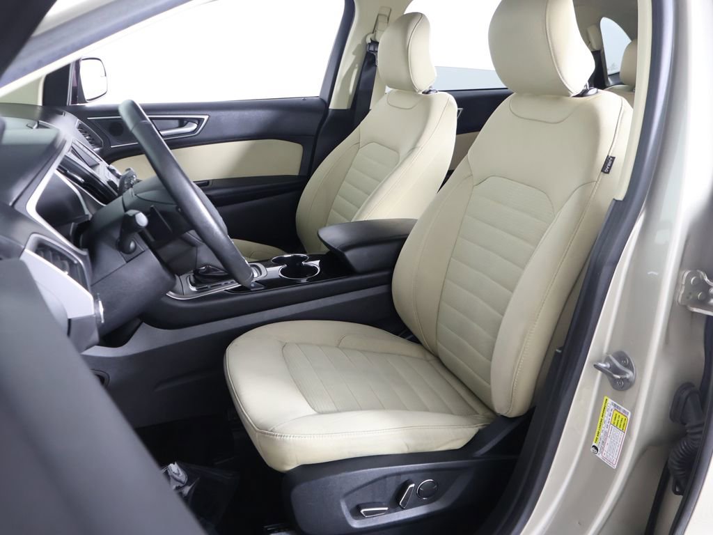 Used 2018 Ford Edge SEL image 23