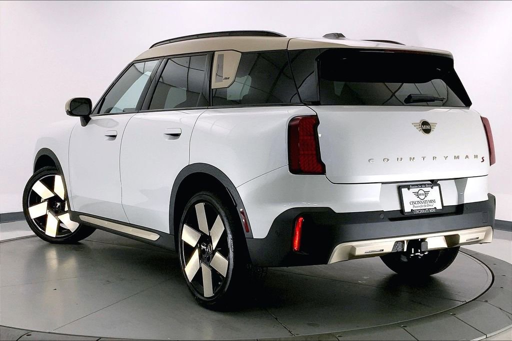 Used 2025 MINI Cooper Countryman S w/ Comfort Package Max image 10