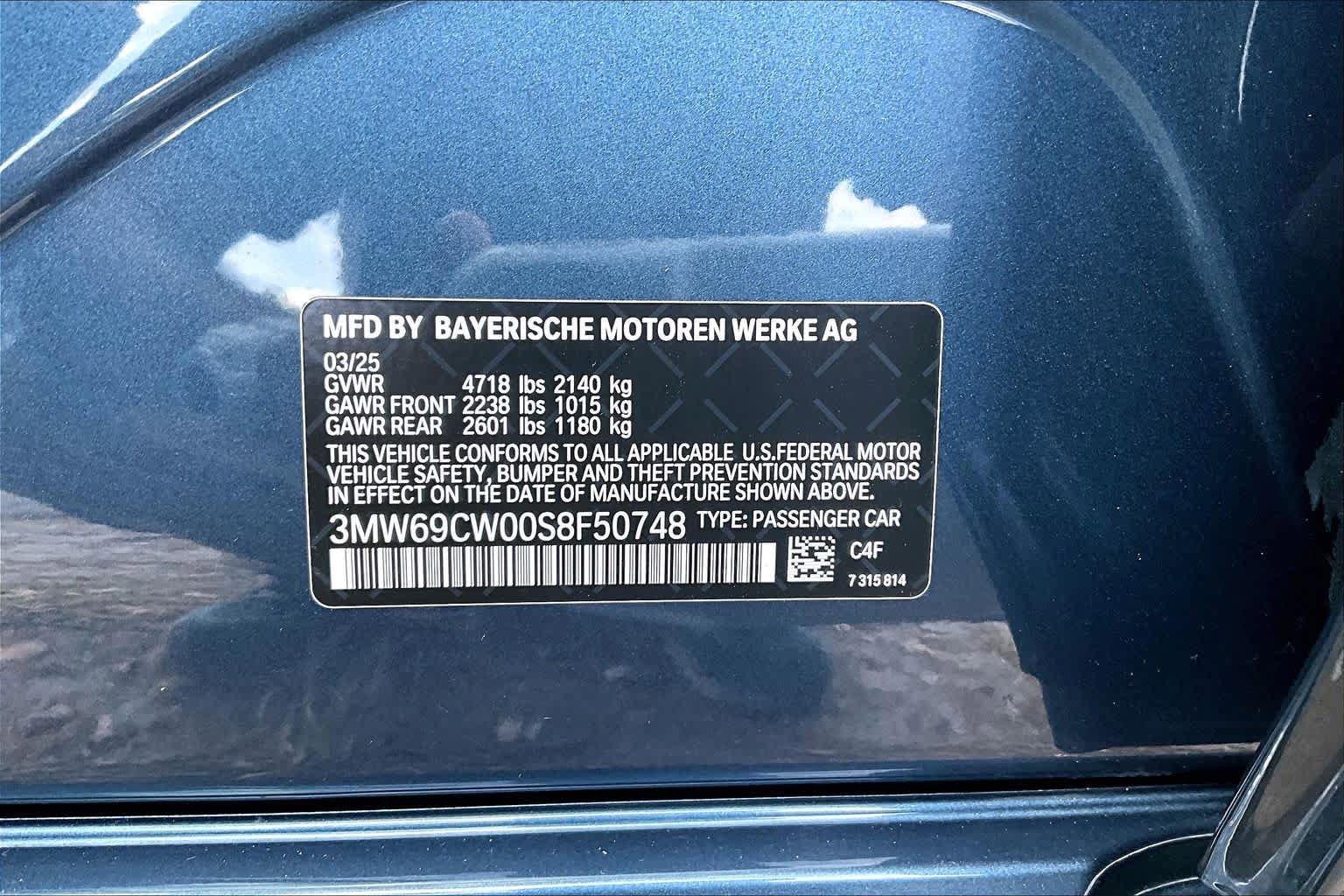 Certified 2025 BMW 330i Sedan RWD image 33
