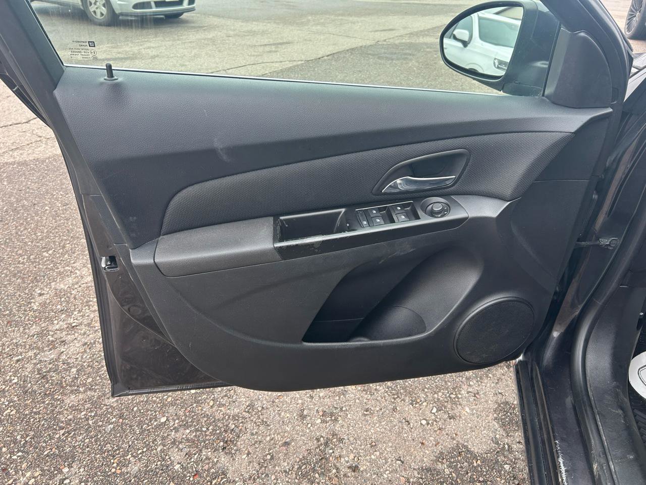 Used 2014 Chevrolet Cruze LT FWD image 14