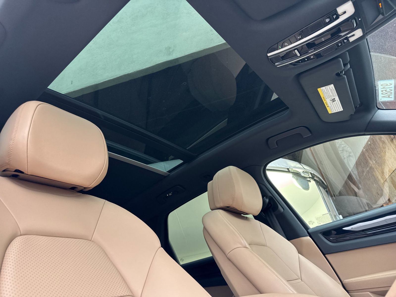 Certified 2023 Porsche Cayenne image 19