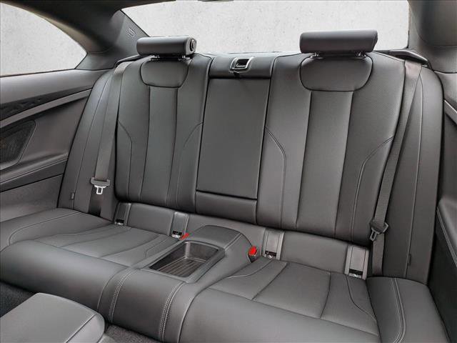 Used 2025 BMW M240i Coupe RWD image 19