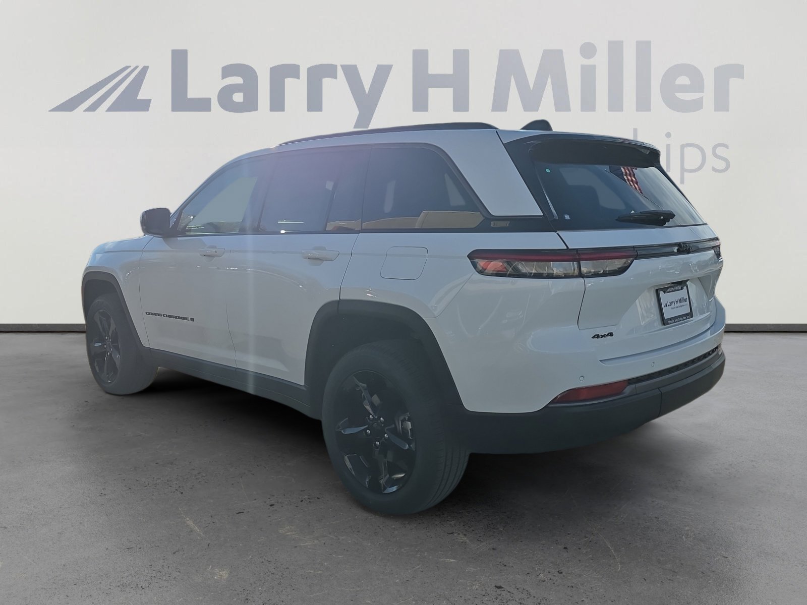 New 2026 Jeep Grand Cherokee Limited image 3