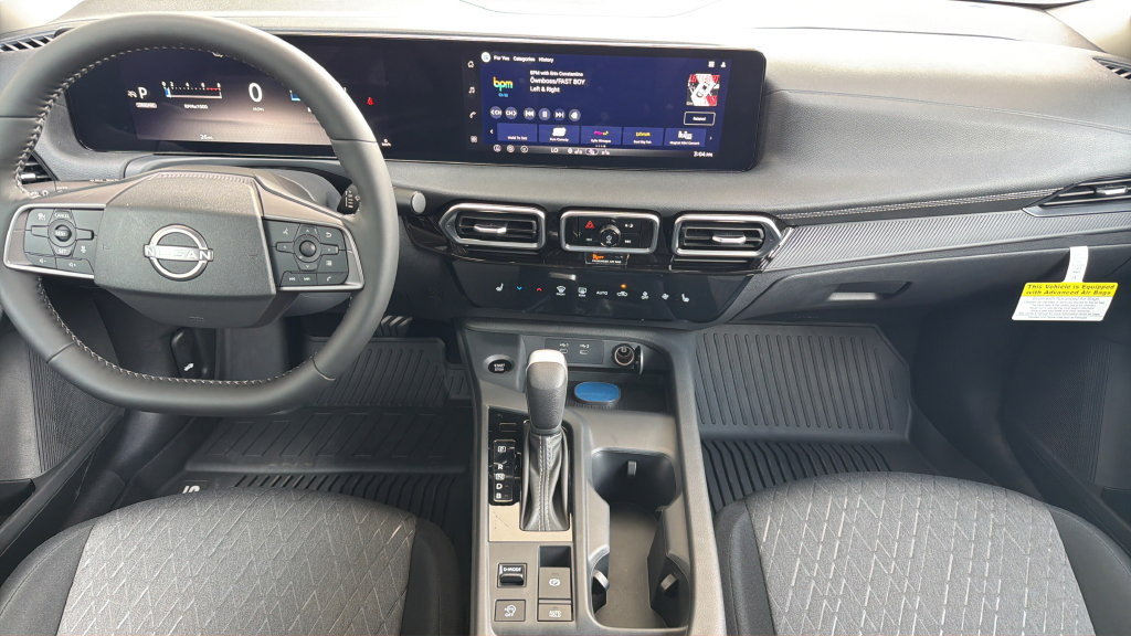 New 2027 Nissan Sentra SV w/ SV Convenience Package FWD image 8