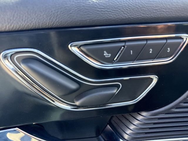 Used 2022 Lincoln Corsair FWD w/ Premium Package image 12