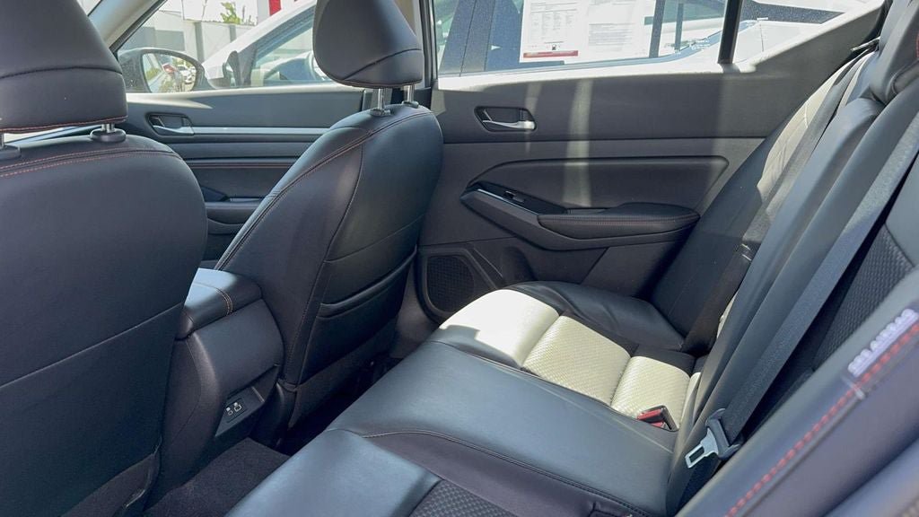 Used 2023 Nissan Altima 2.5 SR FWD image 33