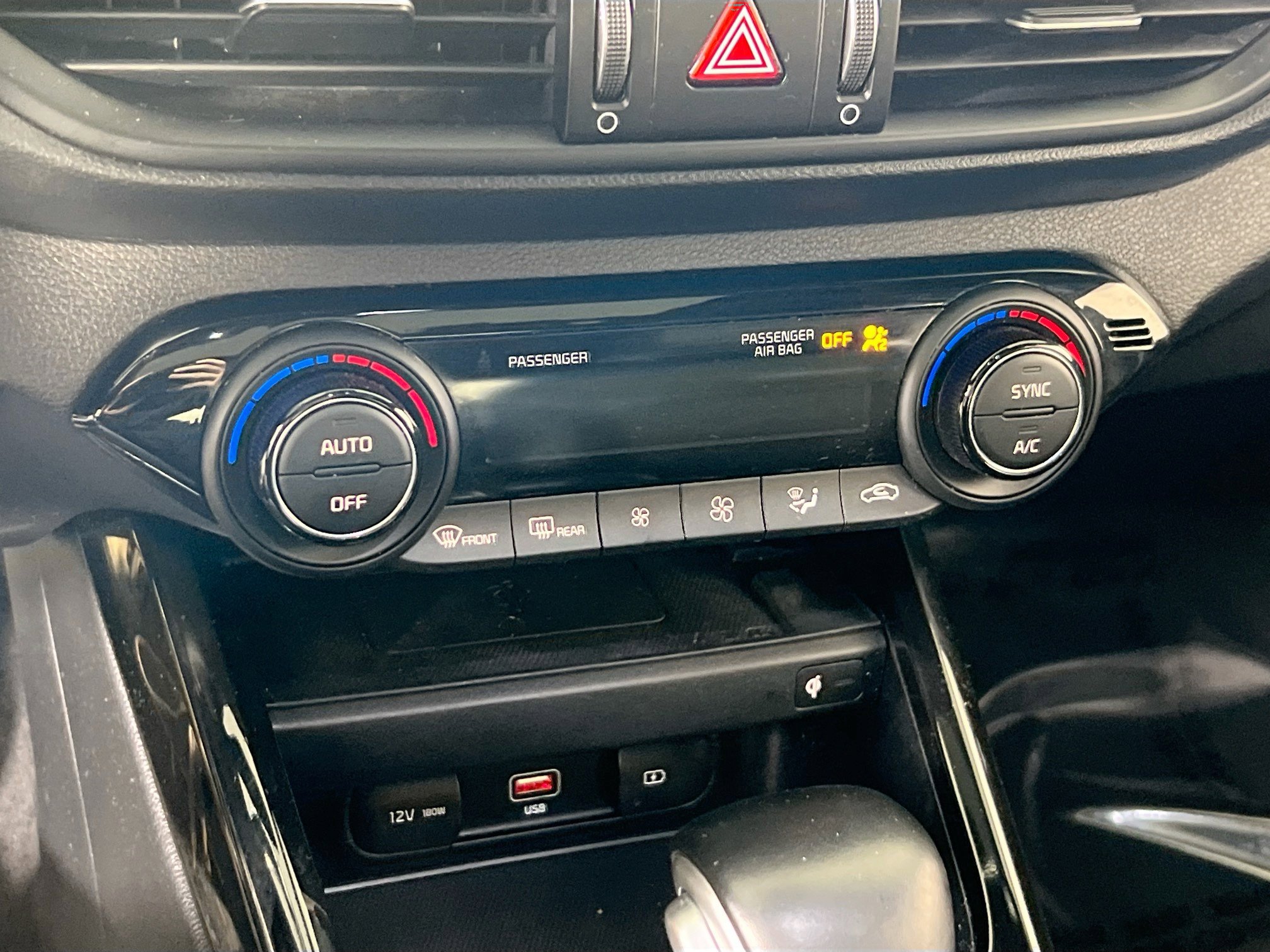 Used 2022 Kia Forte GT-Line w/ GT-Line Premium Package image 16