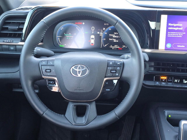 Used 2023 Toyota Crown XLE image 28