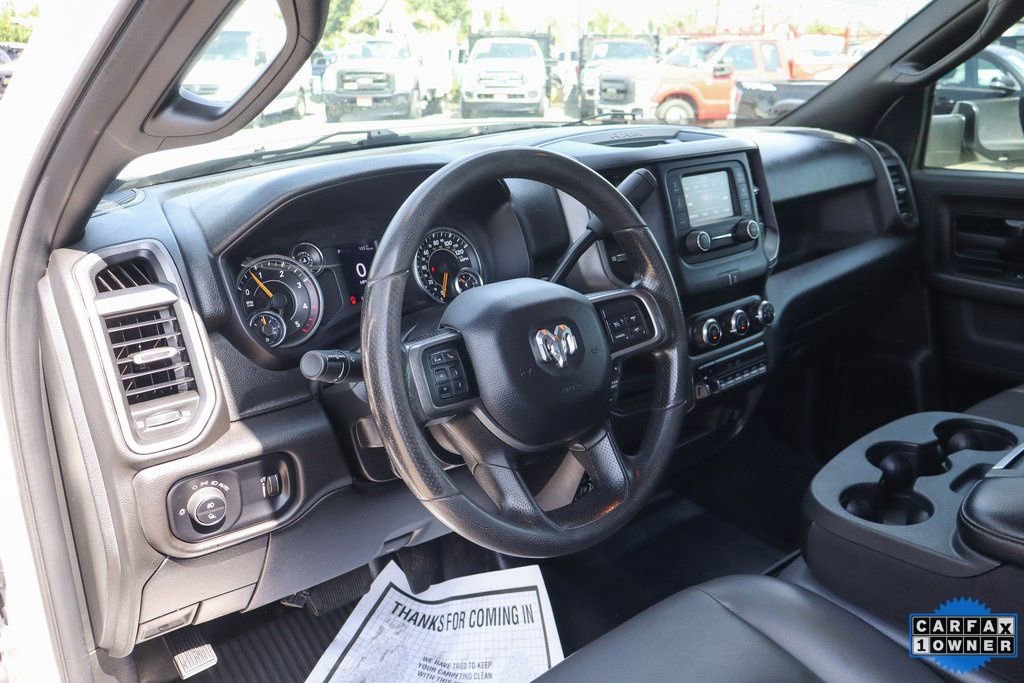 Used 2022 RAM 5500 Tradesman w/ Chrome Appearance Group image 17