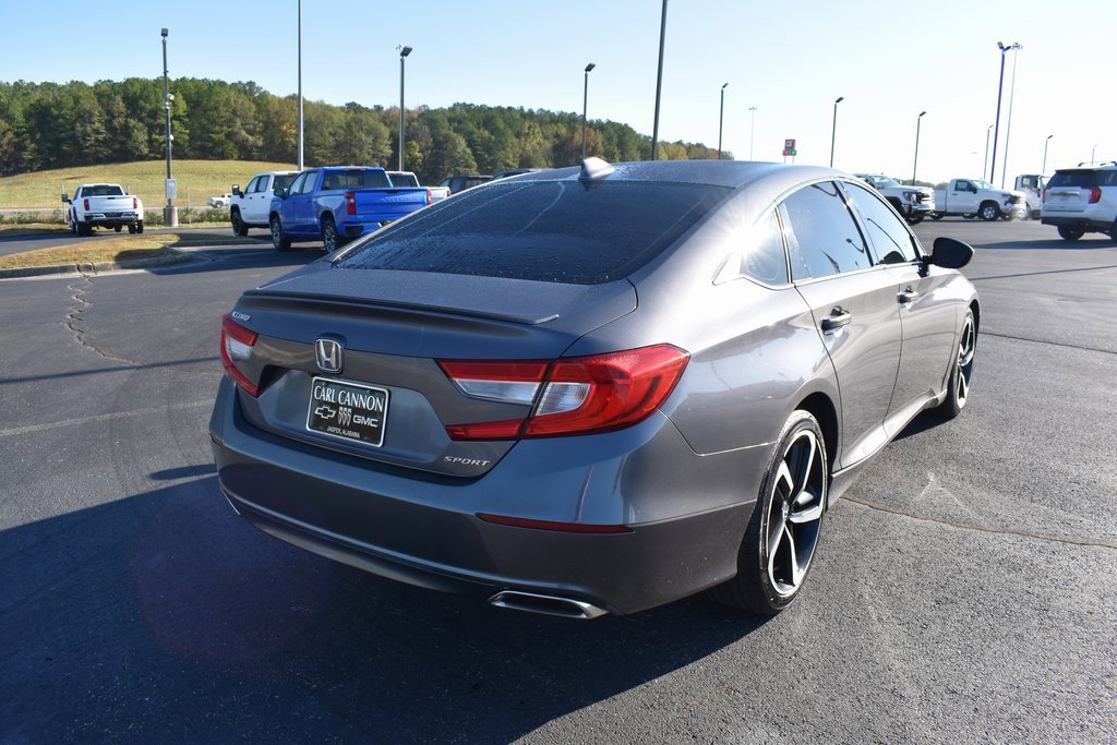 Used 2018 Honda Accord Sport image 3