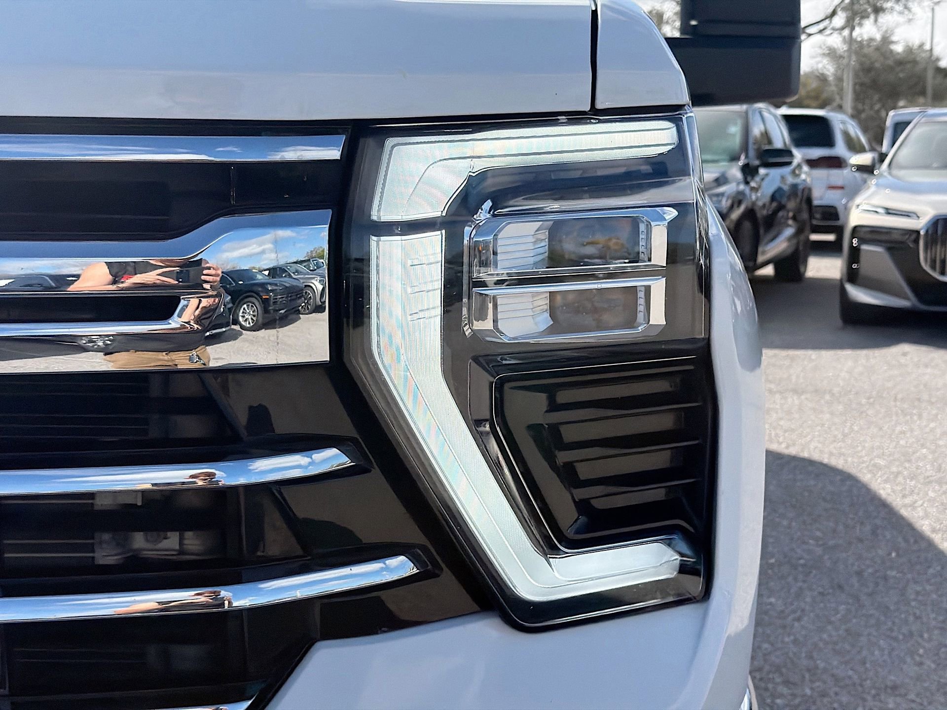 Used 2025 Chevrolet Silverado 2500 LTZ w/ LTZ Convenience Package image 10