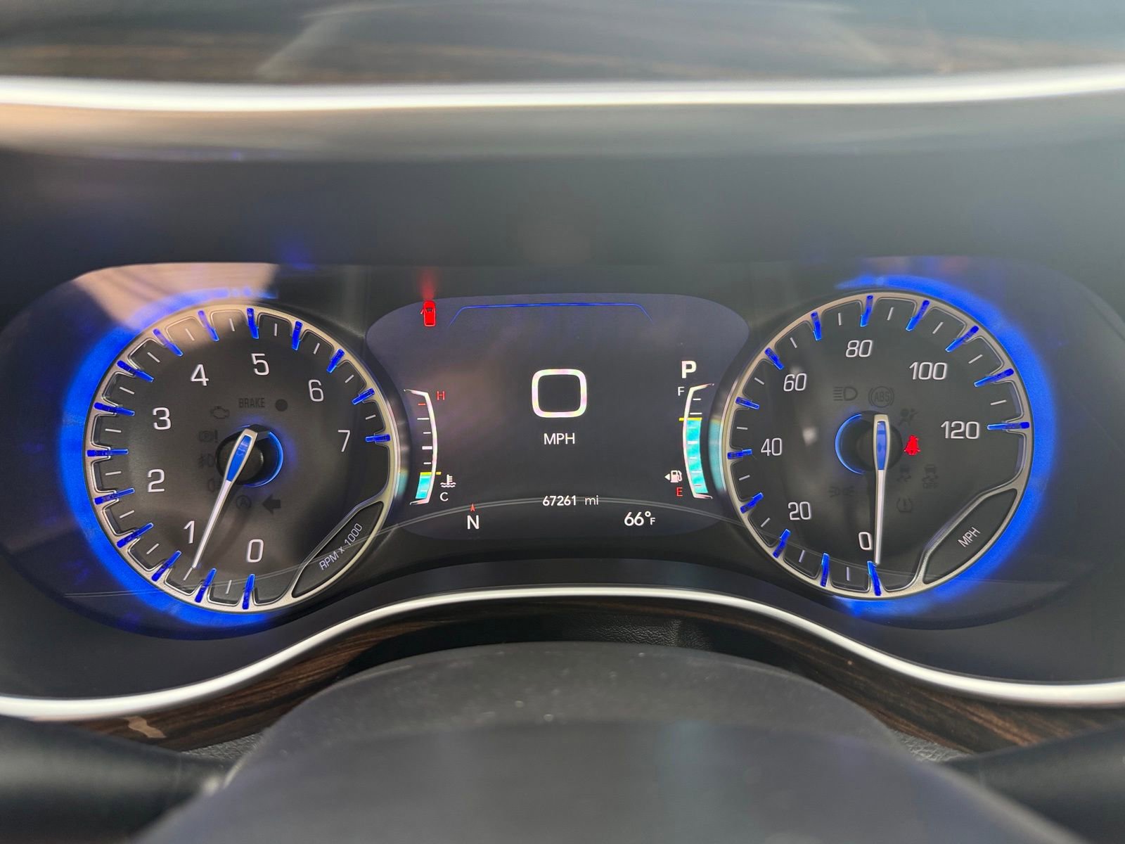 Used 2021 Chrysler Pacifica Pinnacle AWD/4WD image 16