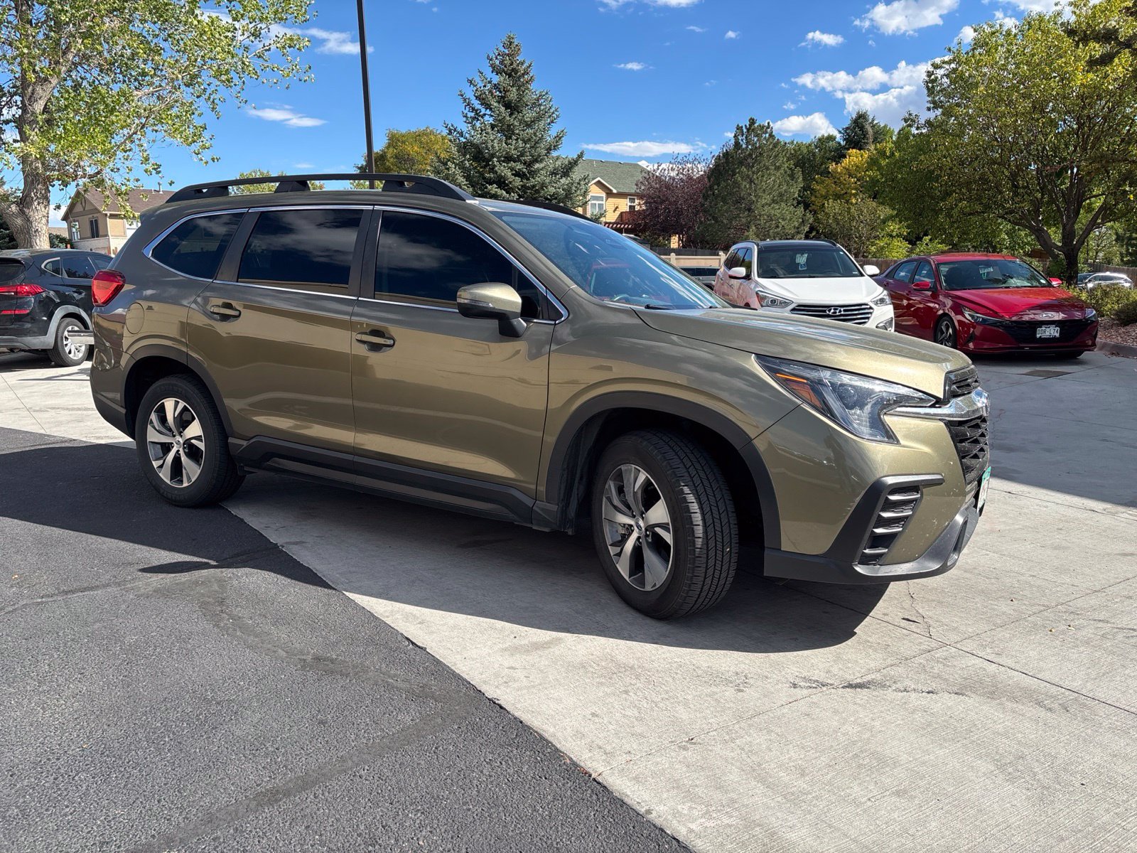 Used 2023 Subaru Ascent Premium w/ Convenience Package AWD/4WD image 7