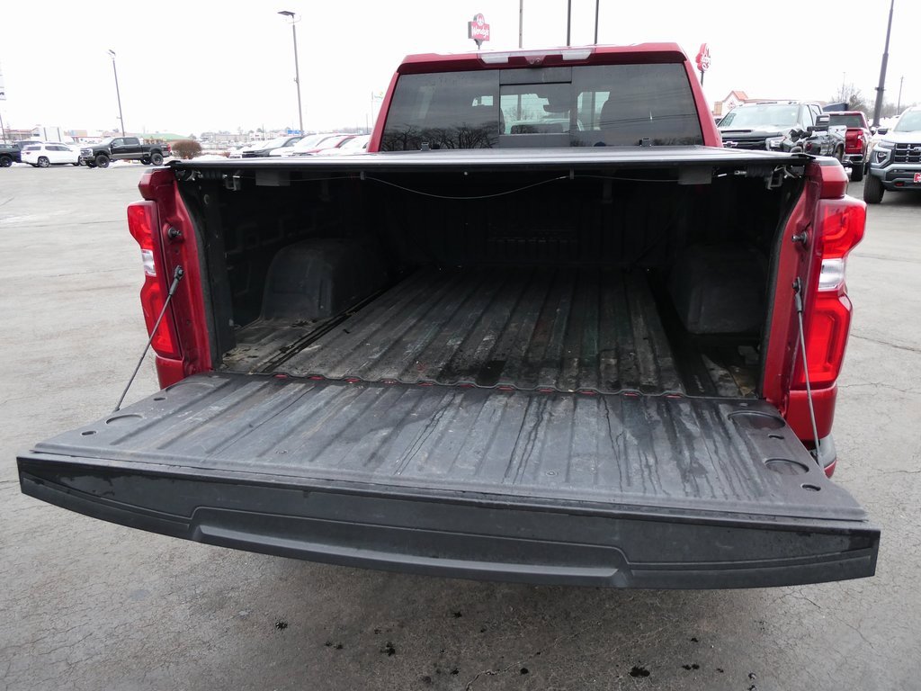 Used 2023 Chevrolet Silverado 1500 High Country w/ Technology Package image 8