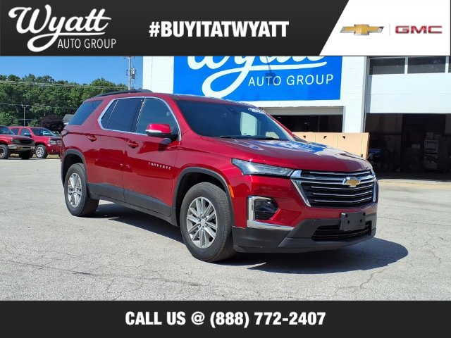 Used 2023 Chevrolet Traverse LT AWD/4WD image 1