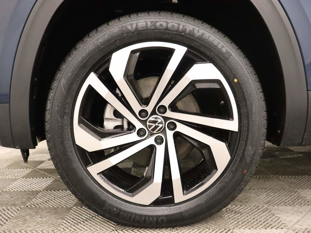 Used 2022 Volkswagen Atlas SEL image 6