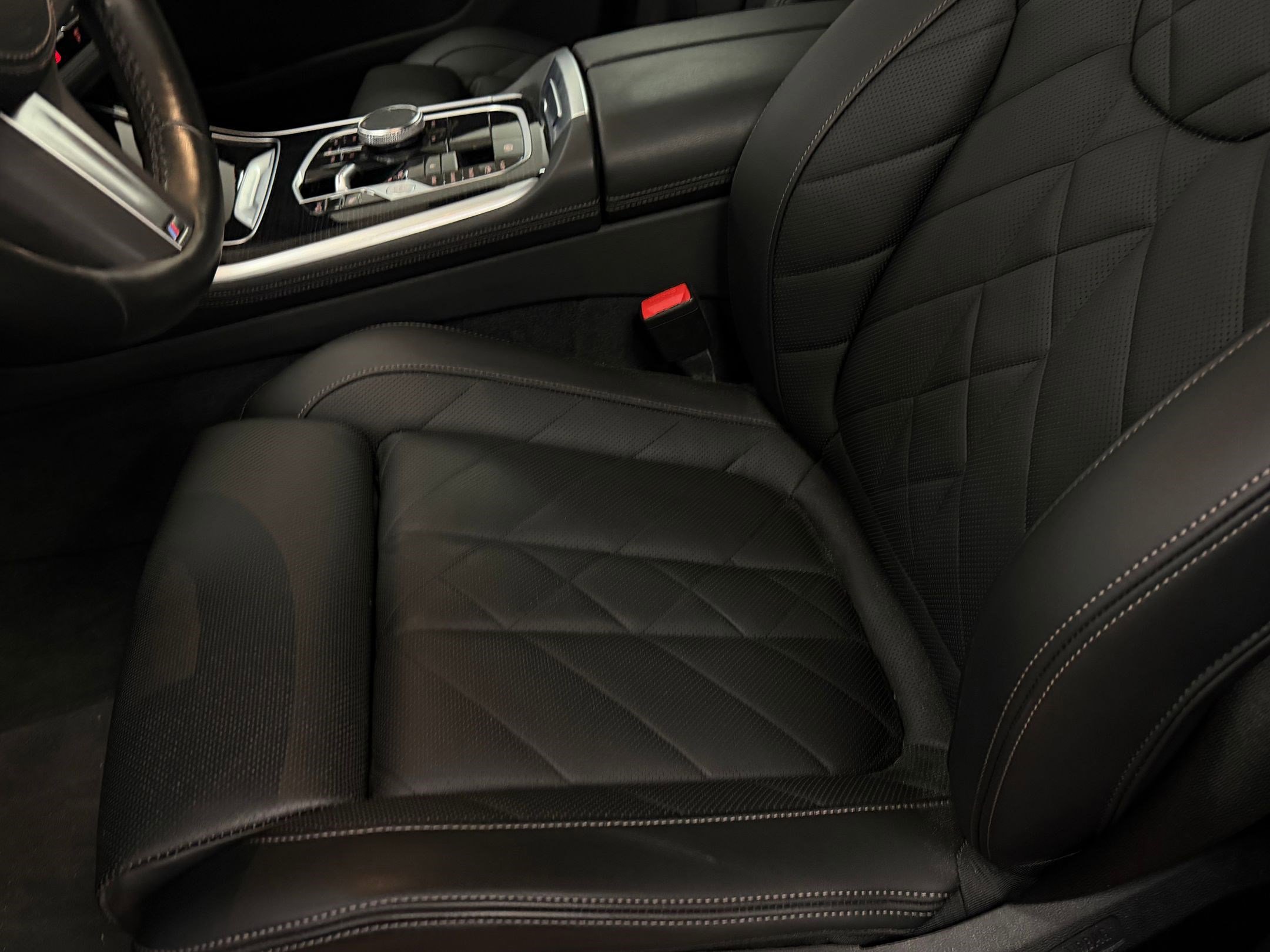 Certified 2024 BMW X5 xDrive40i w/ M Sport Package image 11