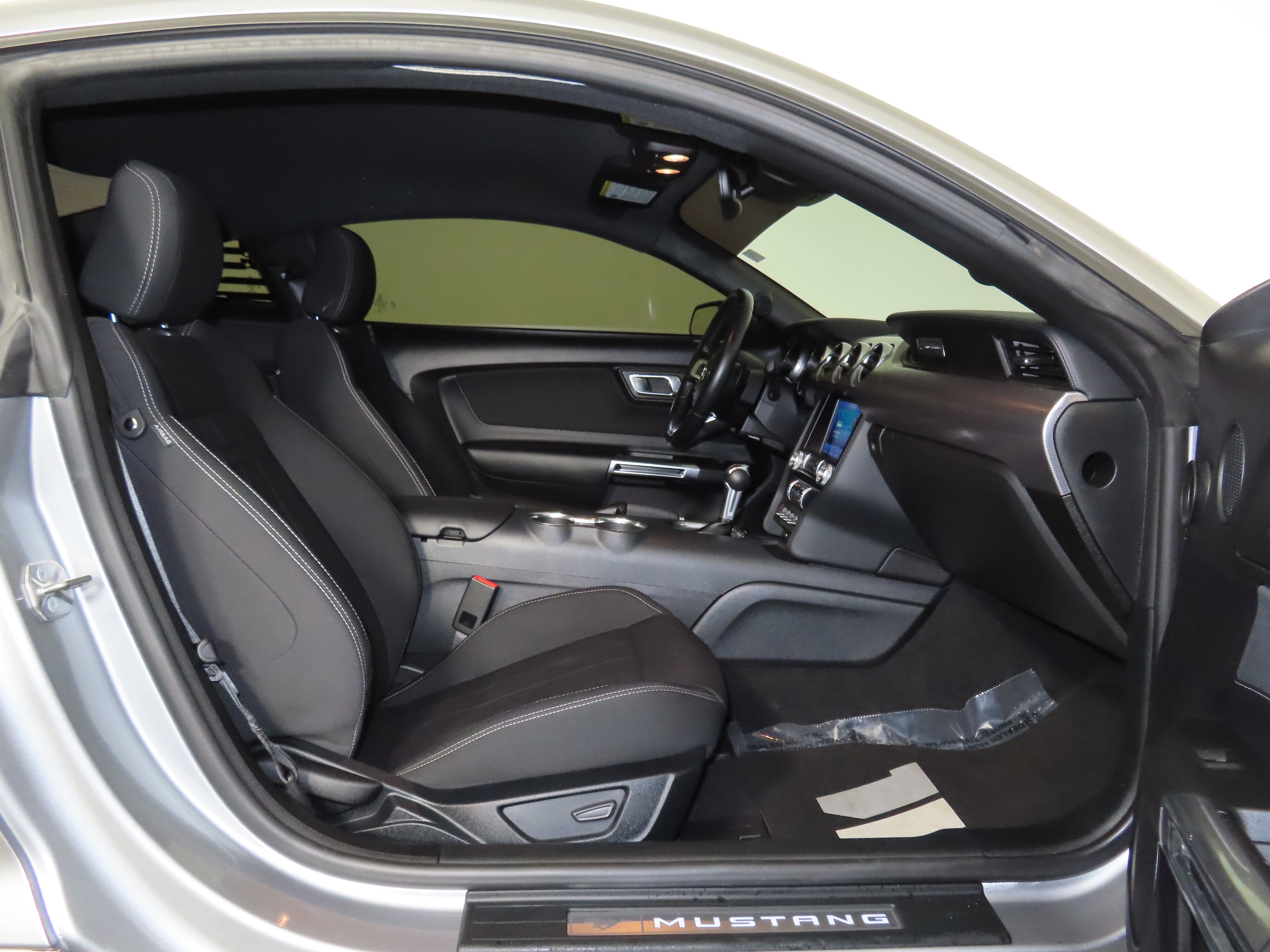 Used 2021 Ford Mustang GT w/ Equipment Group 301A image 31