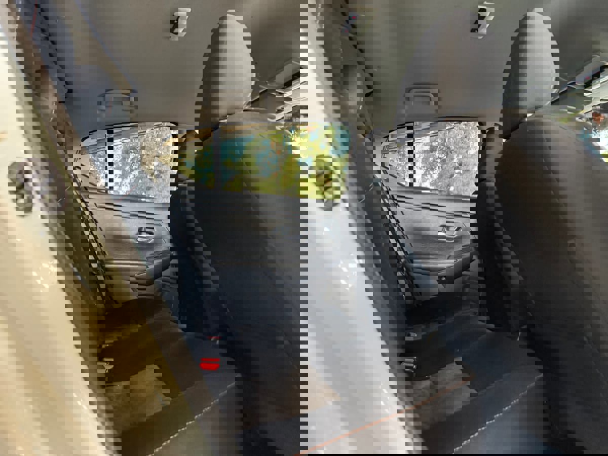 Used 2023 Nissan Sentra SR w/ Midnight Edition Package image 18