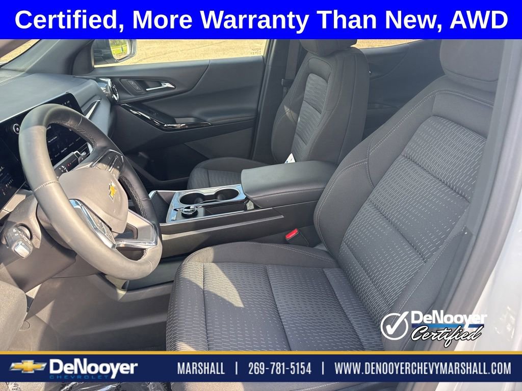 Used 2026 Chevrolet Equinox LT AWD/4WD image 14