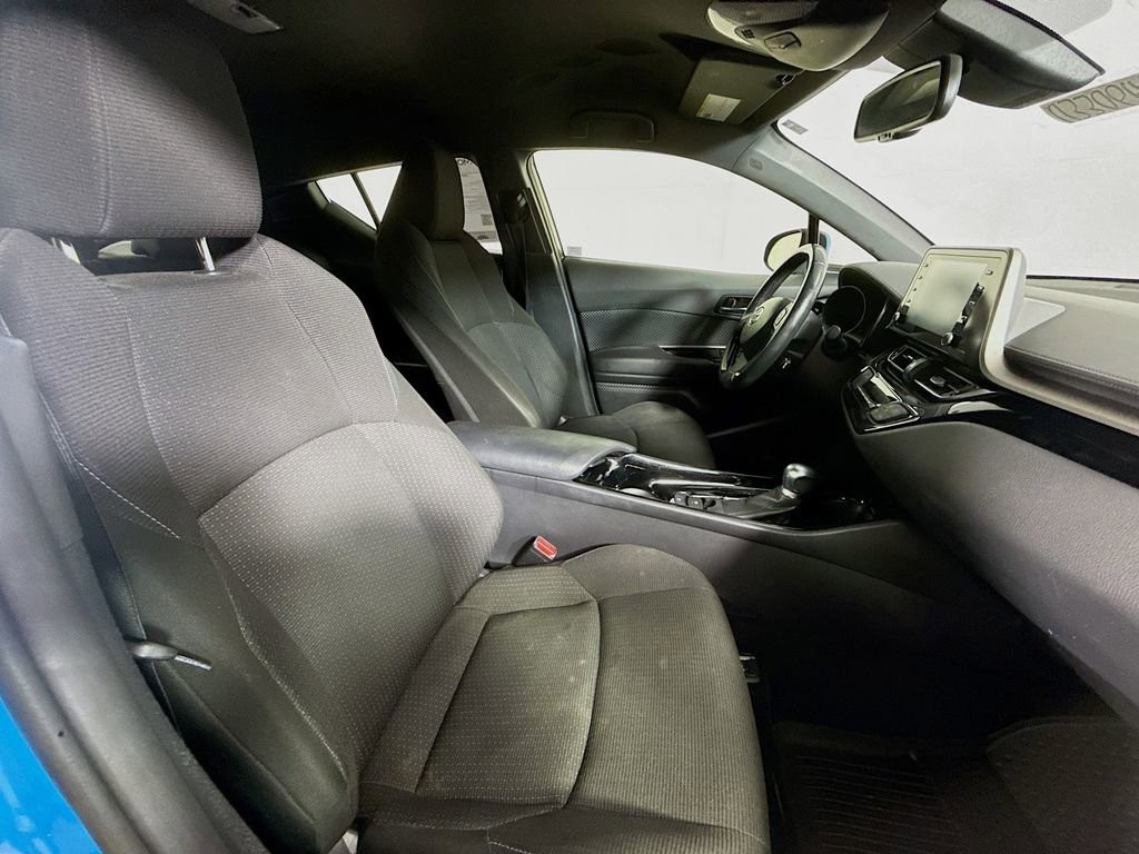Certified 2019 Toyota C-HR XLE image 24