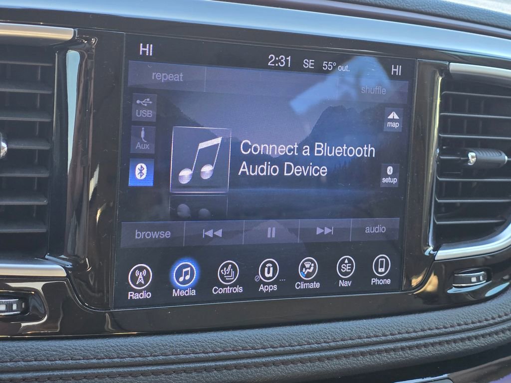 Used 2017 Chrysler Pacifica Limited w/ Tire & Wheel Group image 42