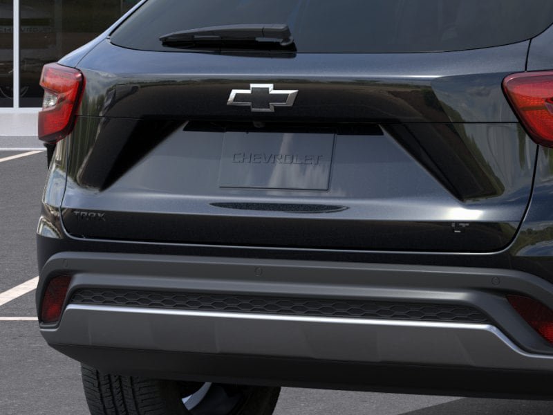 New 2026 Chevrolet Trax LT w/ Driver Confidence Package FWD image 40