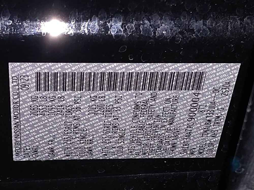 Used 2023 Nissan Rogue S image 33