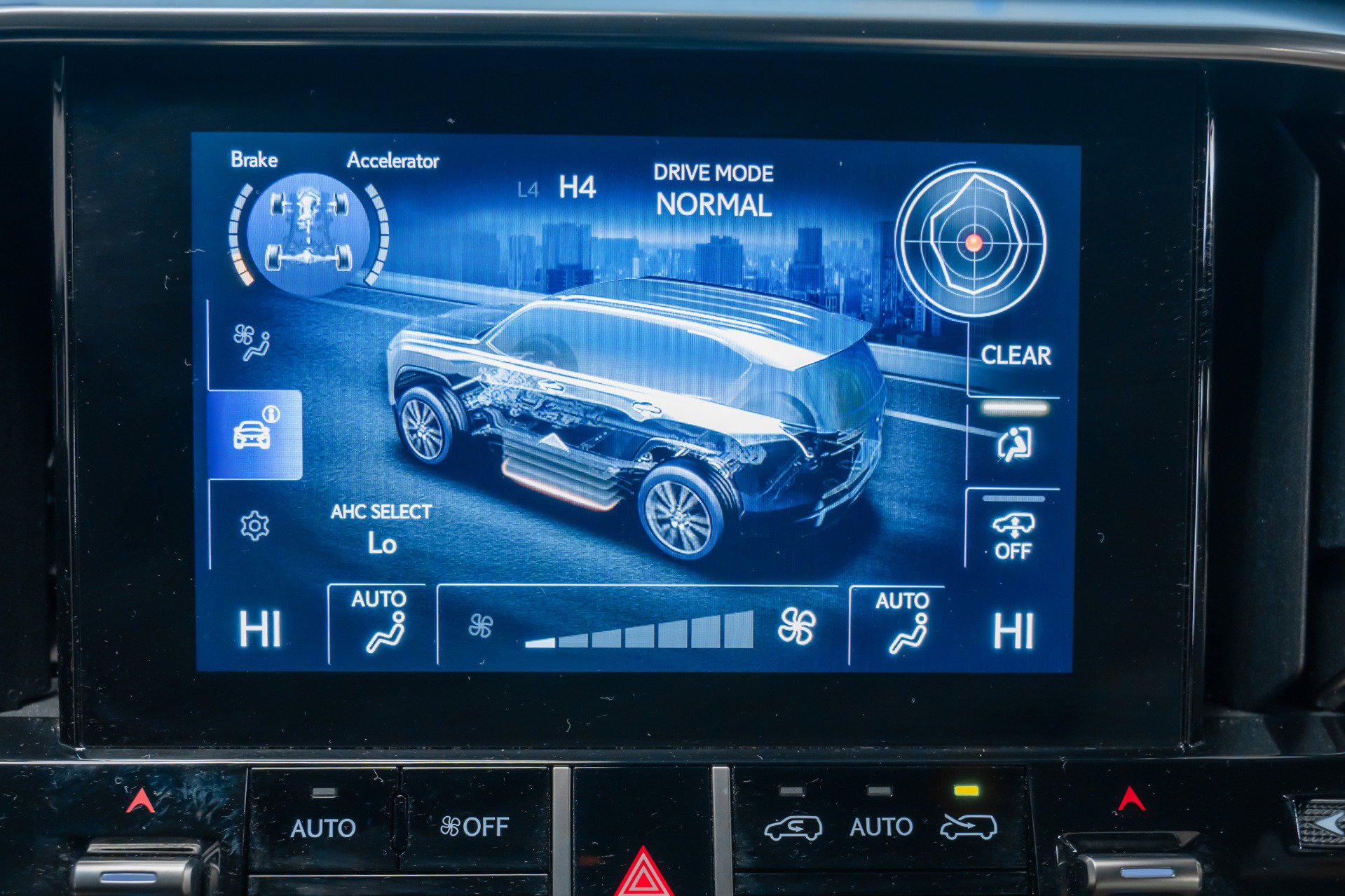 Used 2024 Lexus LX 600 4WD w/ Appearance Package image 27