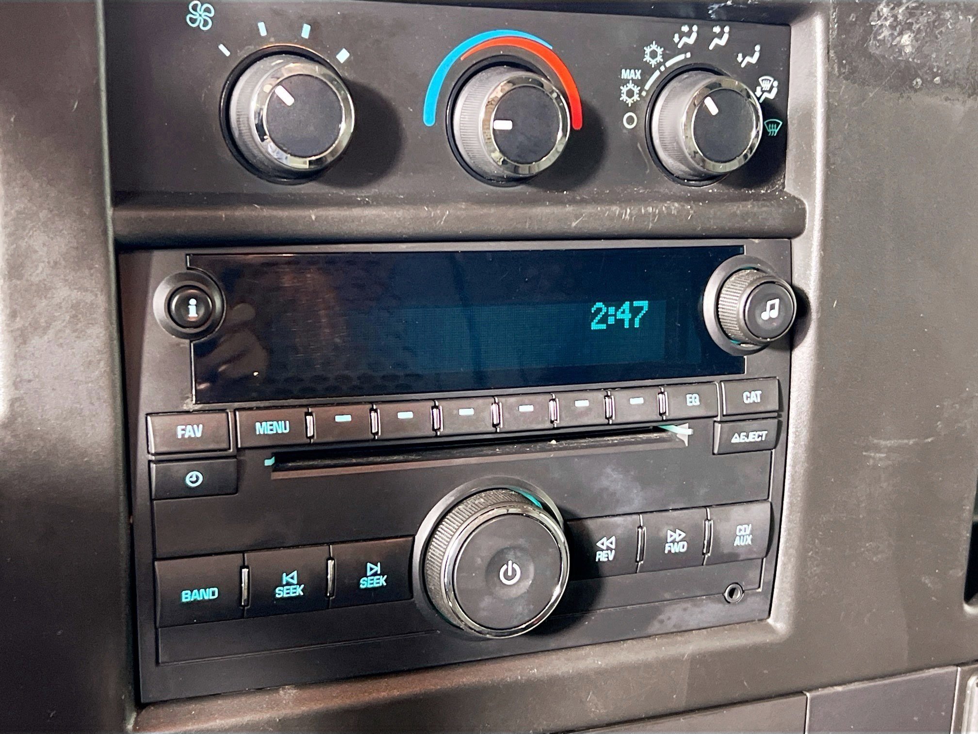 Used 2021 Chevrolet Express 2500 Extended w/ Communications Package image 25