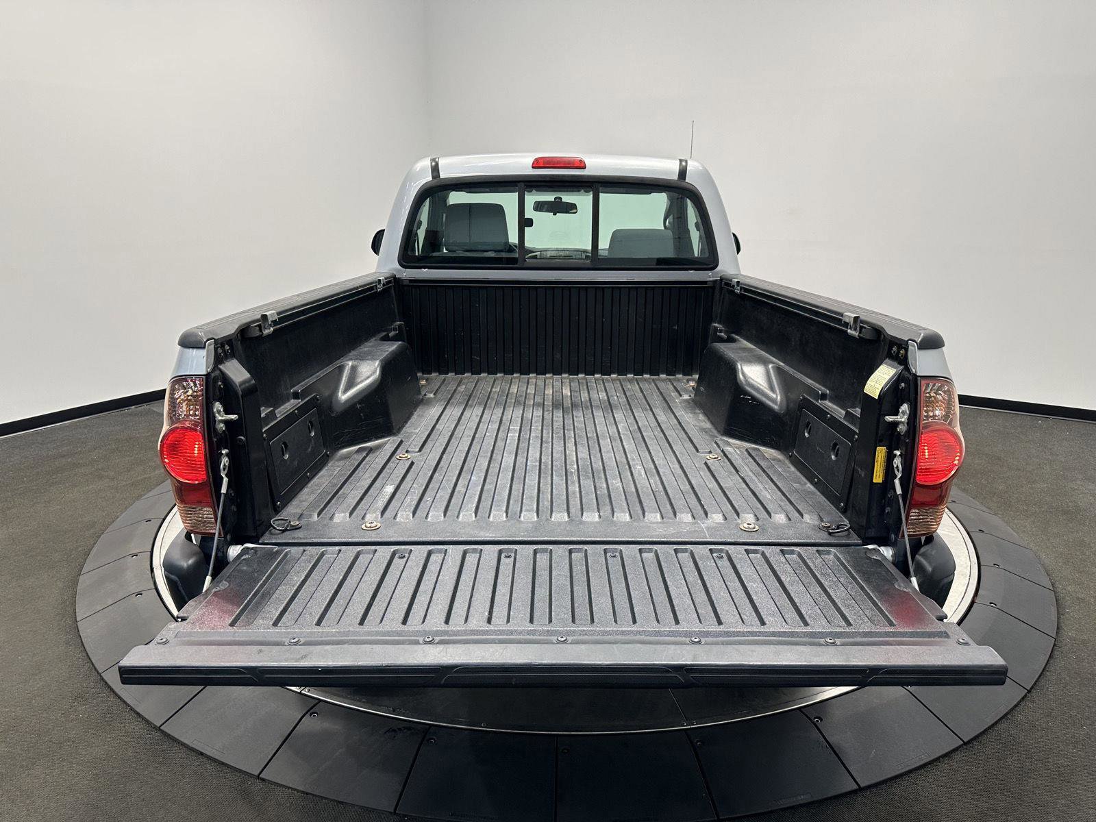 Used 2013 Toyota Tacoma 4x4 Regular Cab image 21