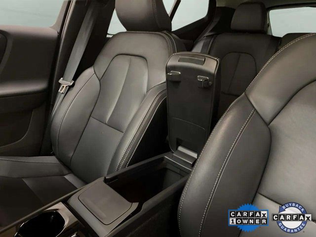 Used 2025 Volvo XC40 B5 Plus image 64