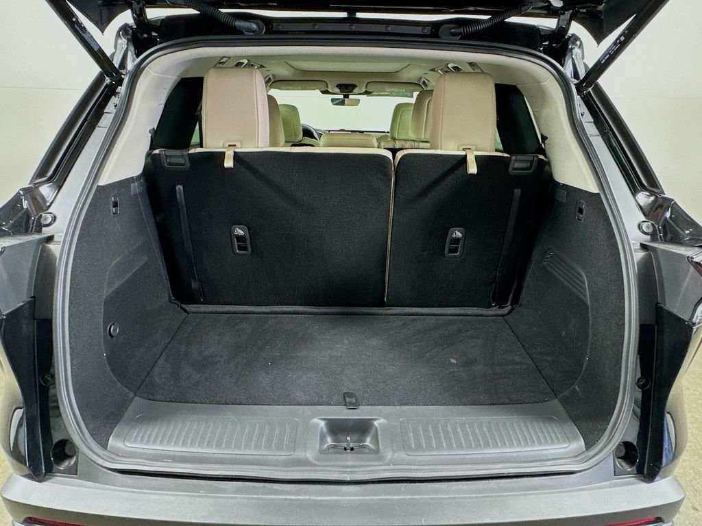 Used 2025 INFINITI QX60 Luxe image 28