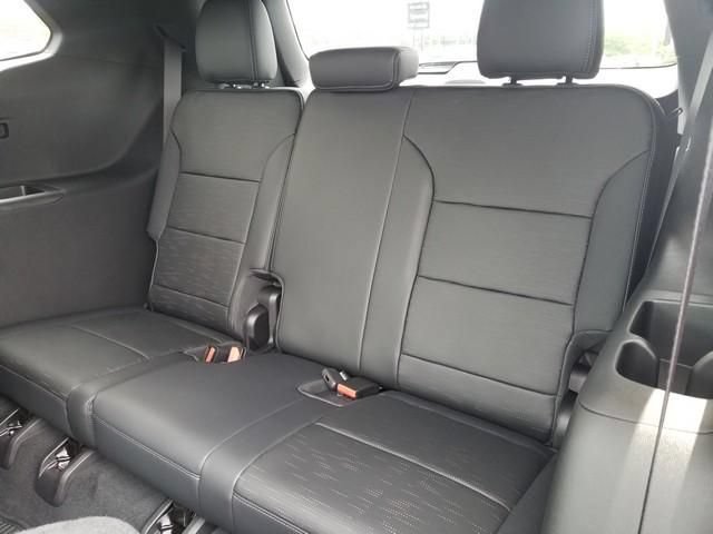 New 2026 Buick Enclave Sport Touring w/ Power Package AWD/4WD image 10