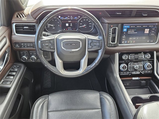 Used 2021 GMC Yukon Denali w/ Denali Premium Package image 5