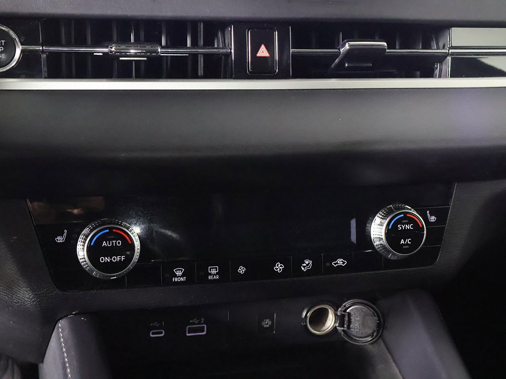 Used 2024 Mitsubishi Outlander SE image 43