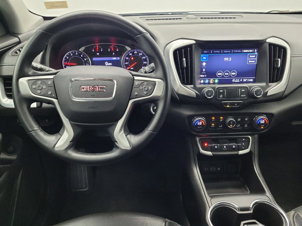 Used 2023 GMC Terrain SLT image 22