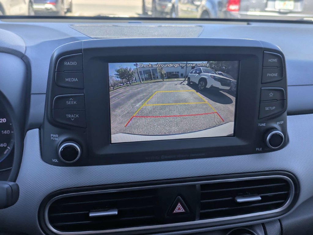 Used 2021 Hyundai Kona Limited FWD image 20
