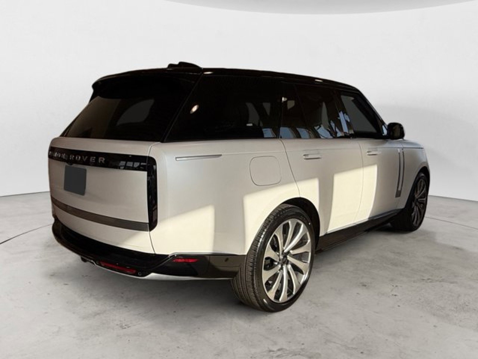 New 2026 Land Rover Range Rover Autobiography AWD/4WD image 4
