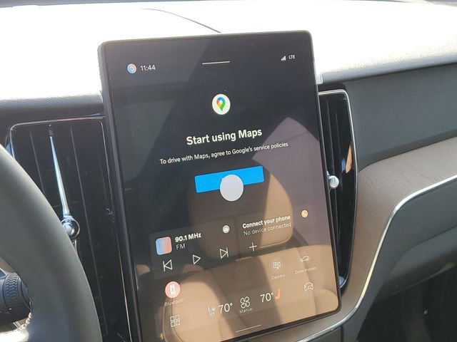 New 2026 Volvo XC60 B5 Plus w/ Protection Package Premier image 13