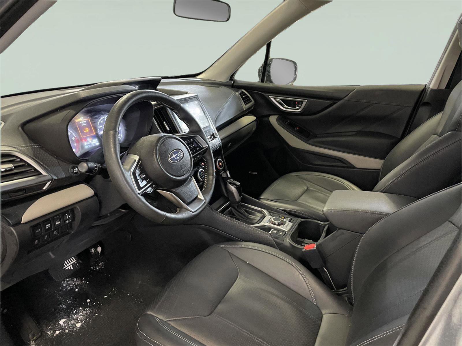 Used 2024 Subaru Forester Limited image 11