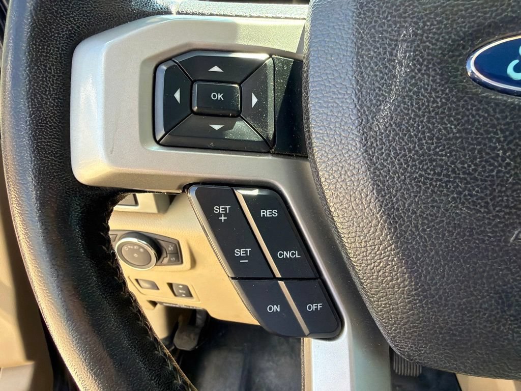 Used 2017 Ford F250 Lariat w/ Lariat Ultimate Package AWD/4WD image 27
