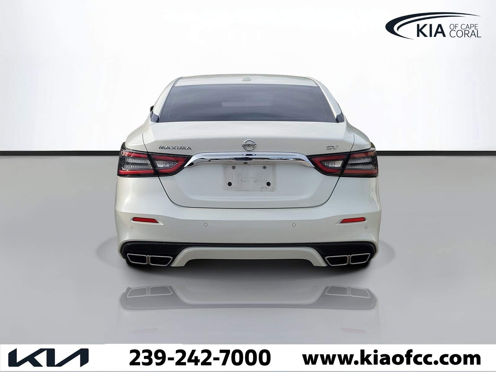 Used 2022 Nissan Maxima SV w/ Floor Mat Group FWD image 4