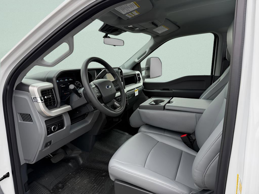 New 2025 Ford F250 XL w/ FX4 Off-Road Package AWD/4WD video 3