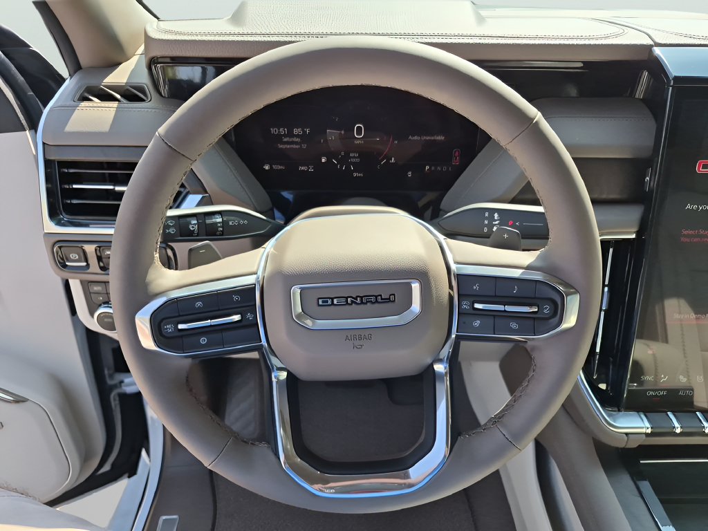 New 2026 GMC Yukon Denali w/ Sun & Power Step Package AWD/4WD image 21