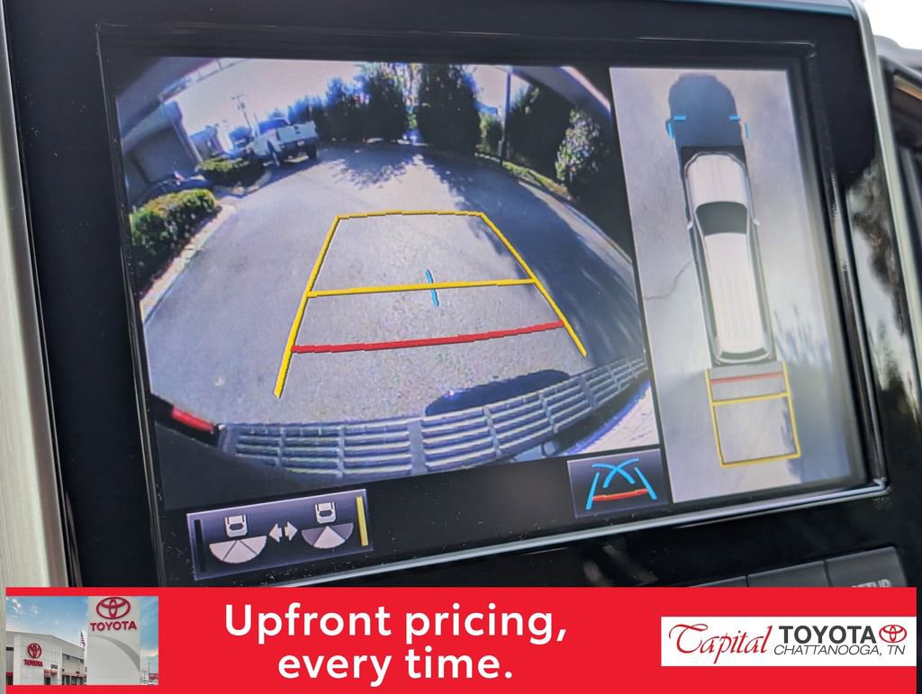 Used 2021 Toyota Land Cruiser image 21