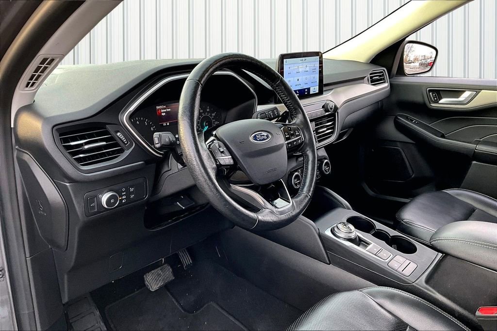 Used 2021 Ford Escape SEL image 17